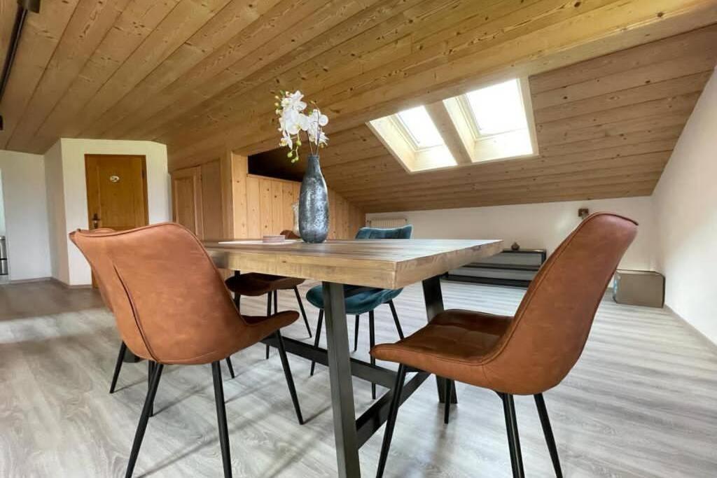 Gemuetliche Ferienwohnung Im Dg Am Tegernsee - Bergblick, Ruhe & Ganz Viel Platz 바트비제 외부 사진