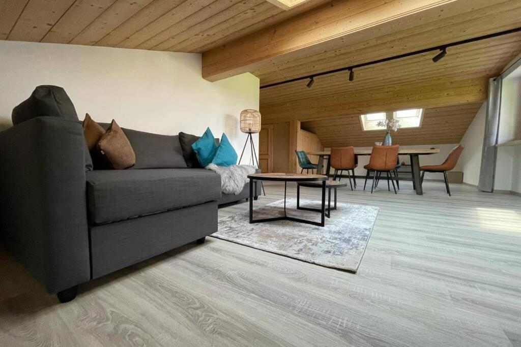 Gemuetliche Ferienwohnung Im Dg Am Tegernsee - Bergblick, Ruhe & Ganz Viel Platz 바트비제 외부 사진